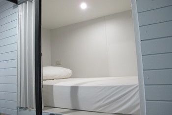 Hotel Capsule Suratthani Surat Thani Exteriör bild